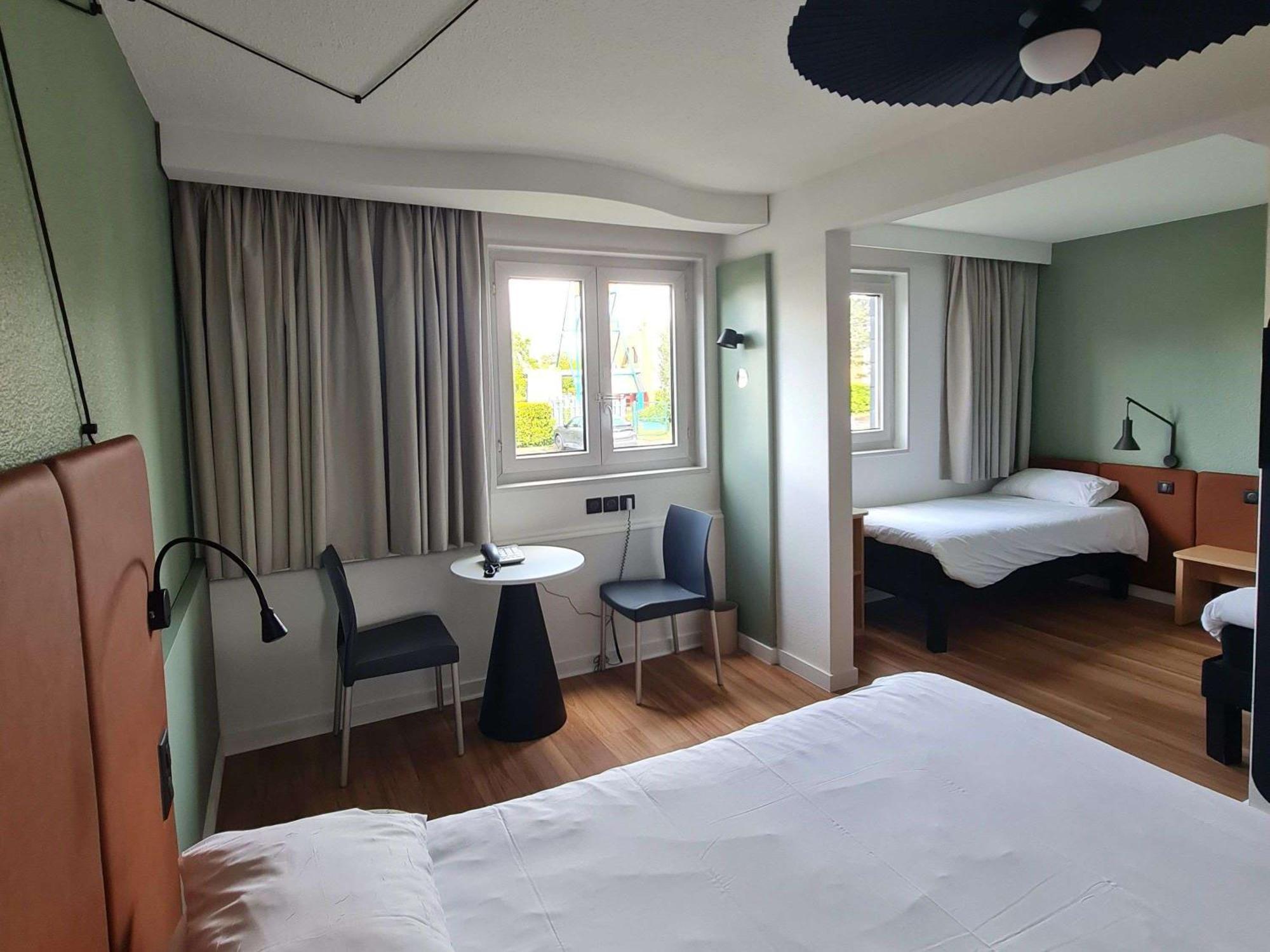 ibis Vannes Exterior foto